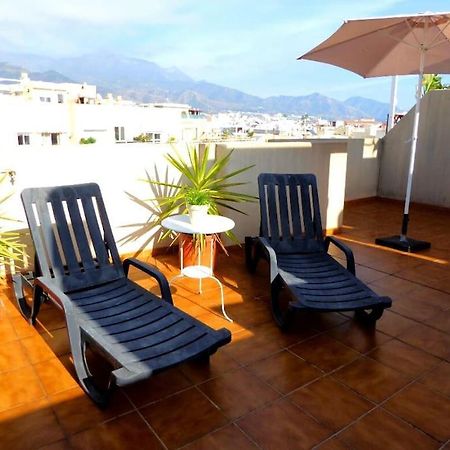 Ferienwohnung Atico Fresco Y Luminoso Con Aparcamiento Privado Nerja Exterior foto