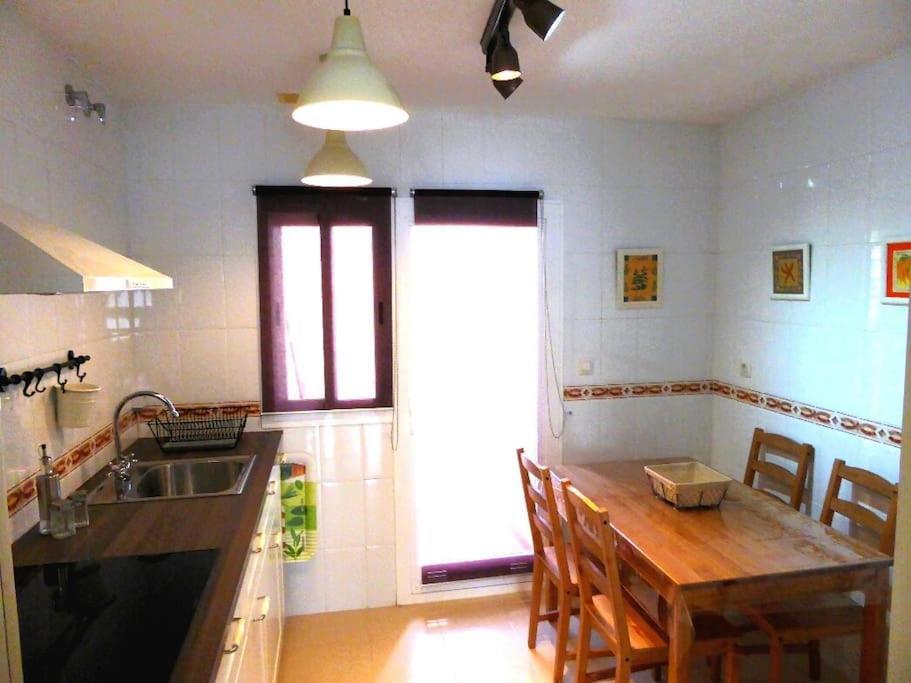 Ferienwohnung Atico Fresco Y Luminoso Con Aparcamiento Privado Nerja Exterior foto