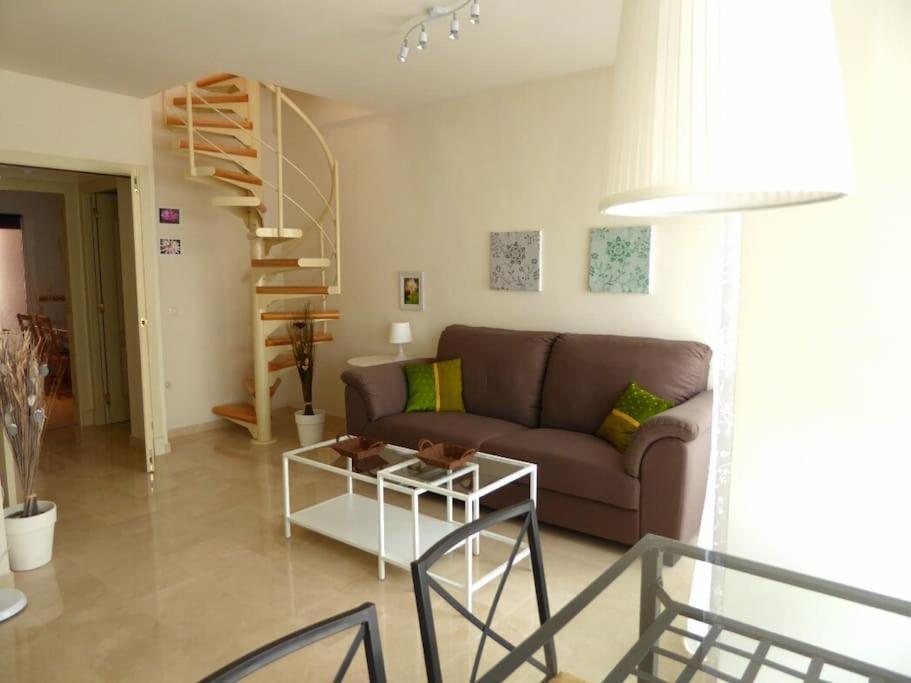 Ferienwohnung Atico Fresco Y Luminoso Con Aparcamiento Privado Nerja Exterior foto